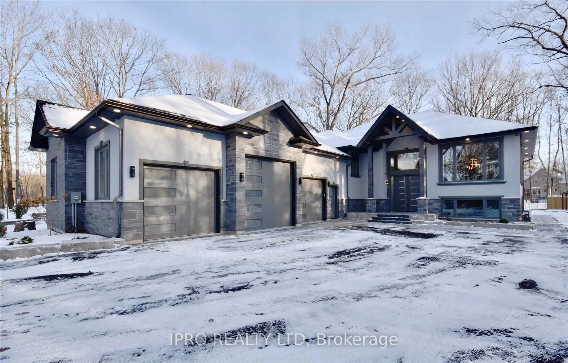 2119 South Orr Lake Road, Springwater, On L0l 1p0