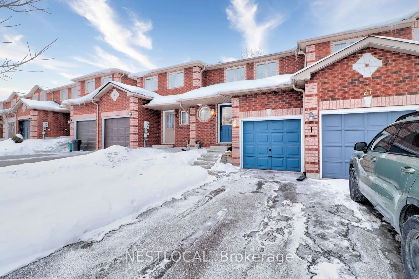 29 Courtney Crescent, Barrie, On L4n 5s7