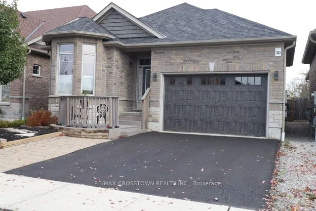 30 Gwendolyn Street, Barrie, On L4n 6z3
