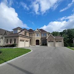 Detached in Springwater