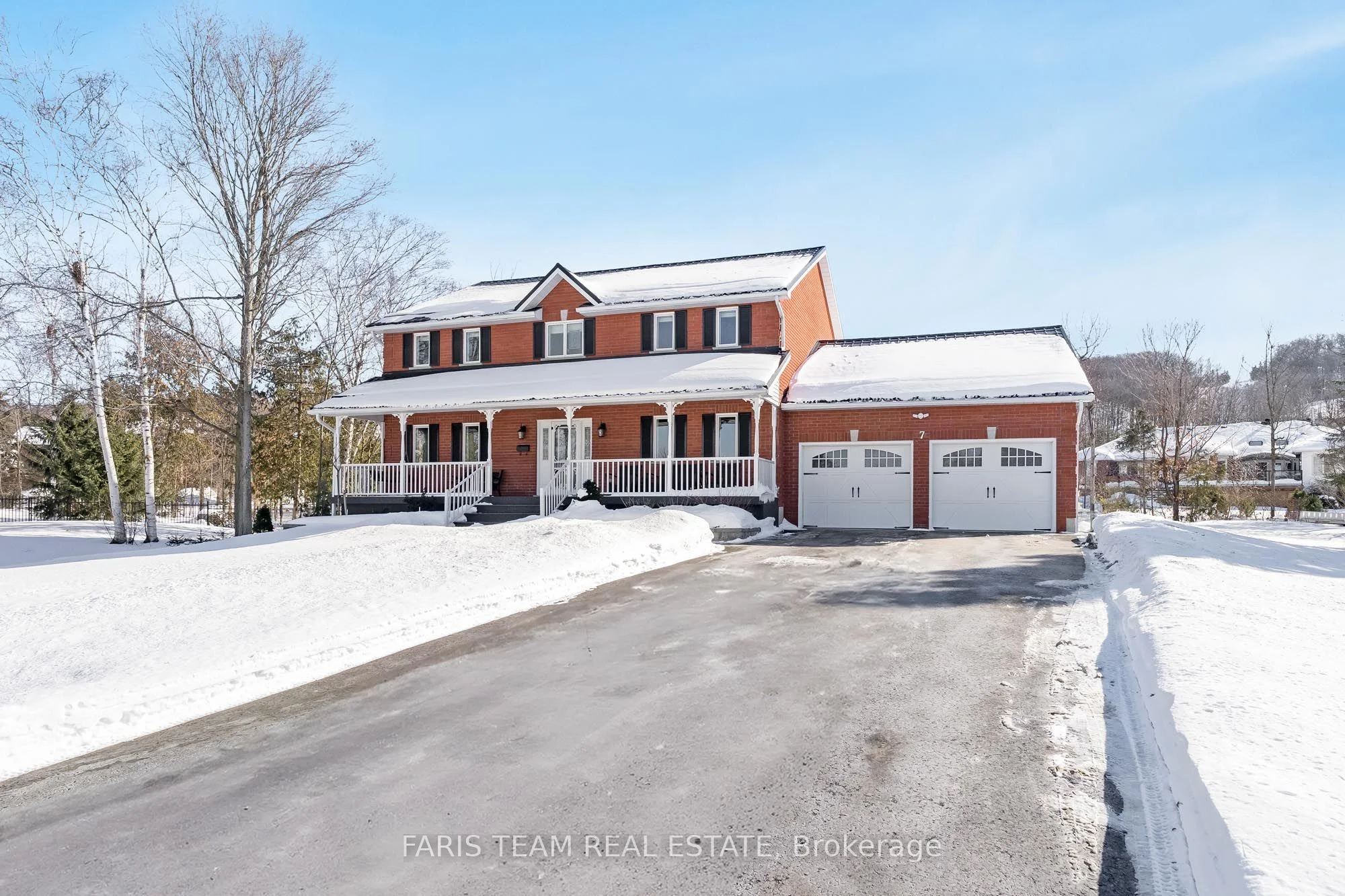 Detached in Springwater