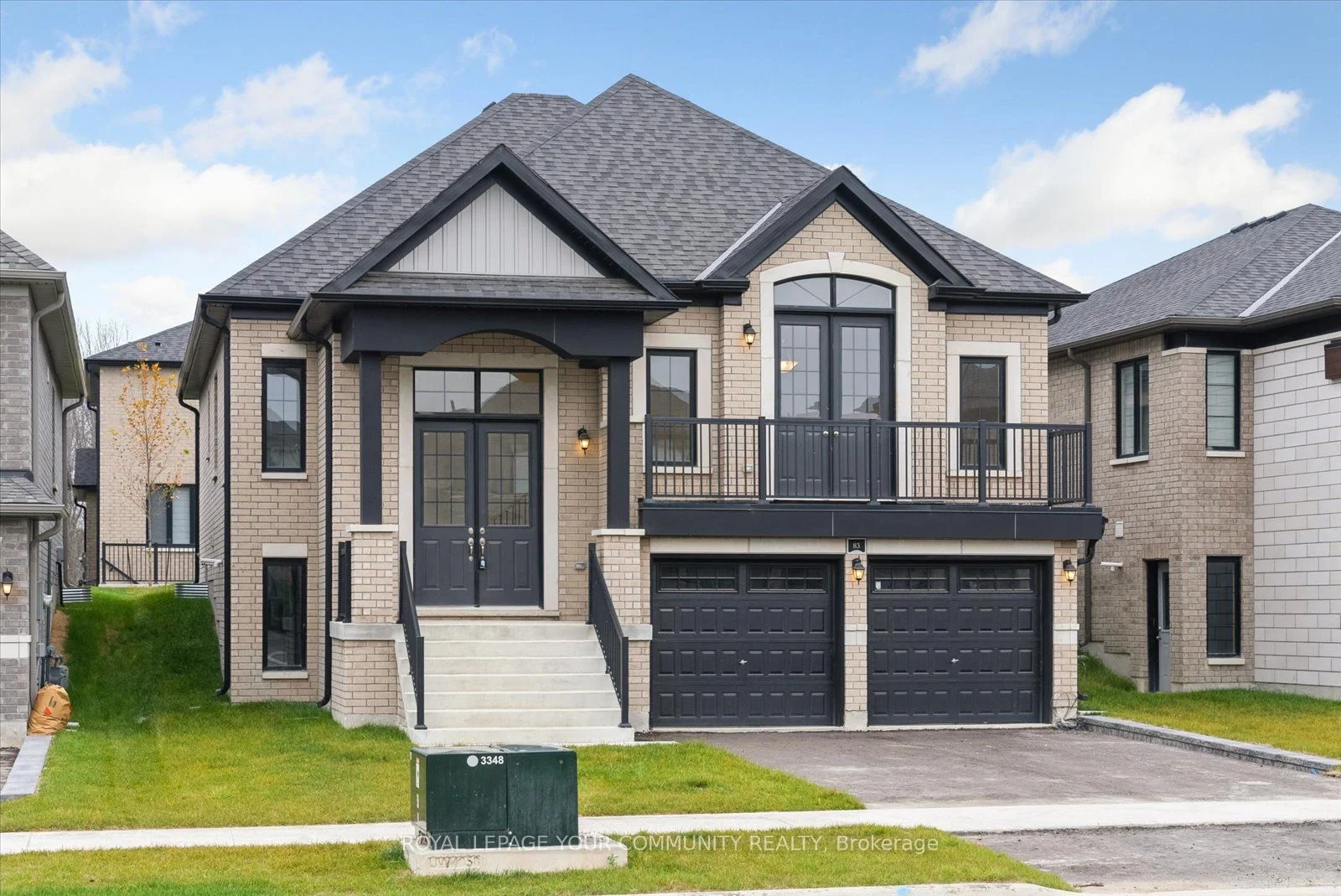 Detached in Wasaga Beach