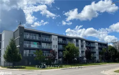 Att/Row/Townhouse in Orillia