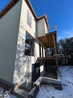 55 Little Avenue, Barrie, ON L4N 2Z4