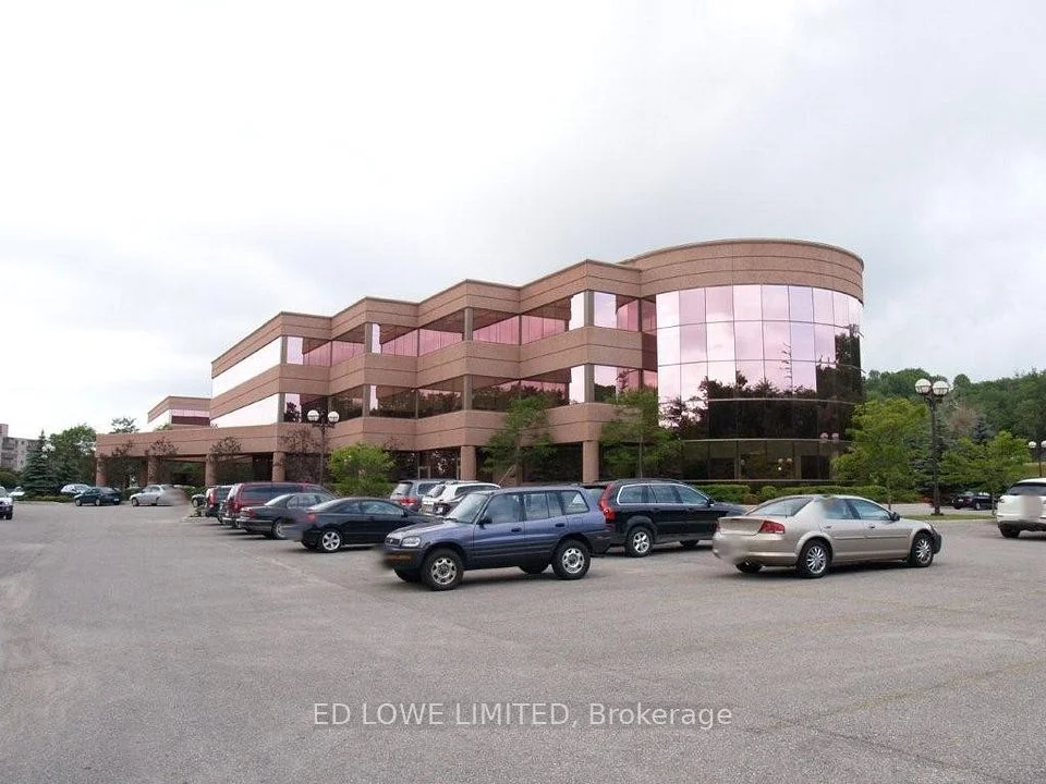 126 Wellington Street W 101, Barrie, ON L4N 1K9