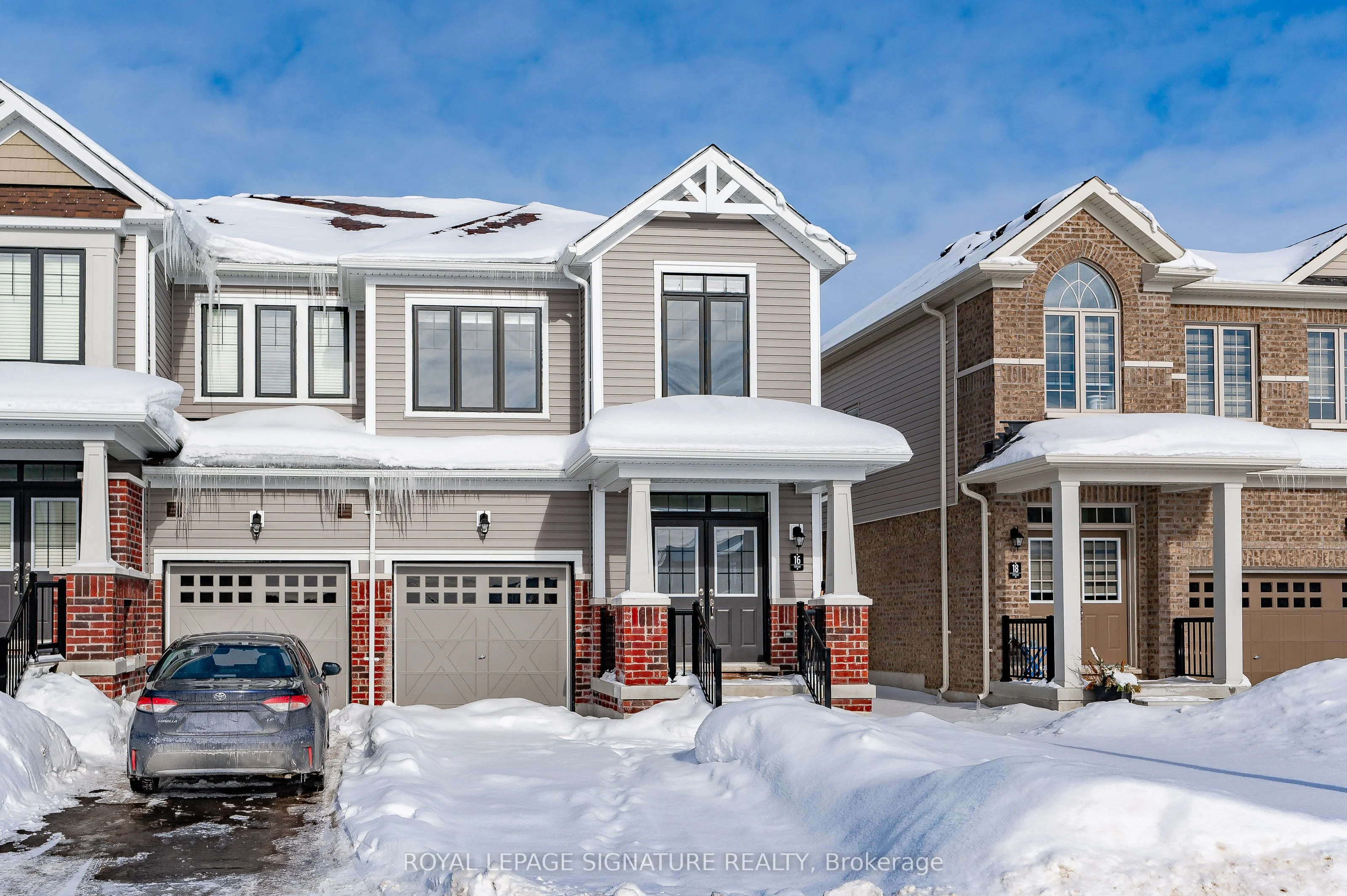 16 Hylton Drive, Barrie, ON L9J 0W5