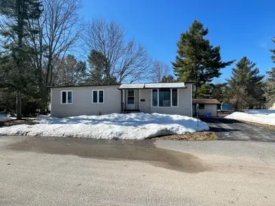 MobileTrailer in Oro-Medonte