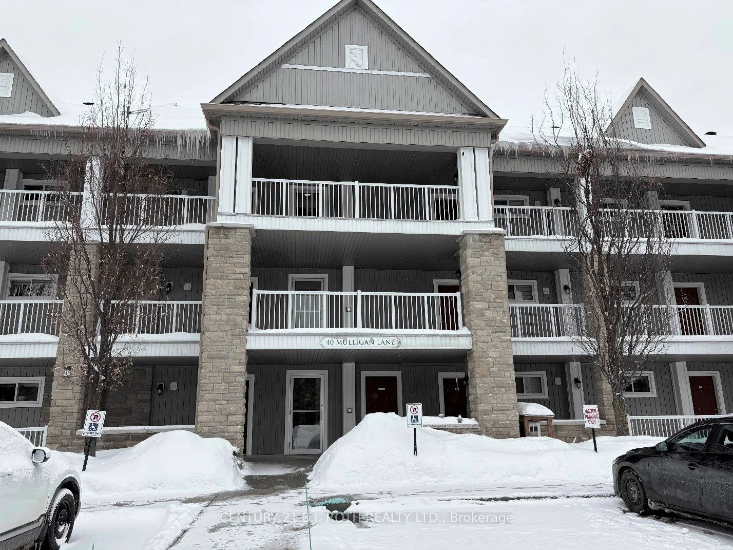 40 Mulligan Lane Unit 304, Wasaga Beach, On L9z 0c5