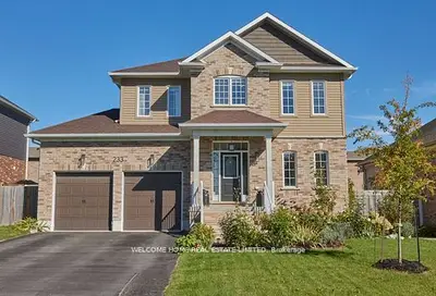 Detached in Clearview