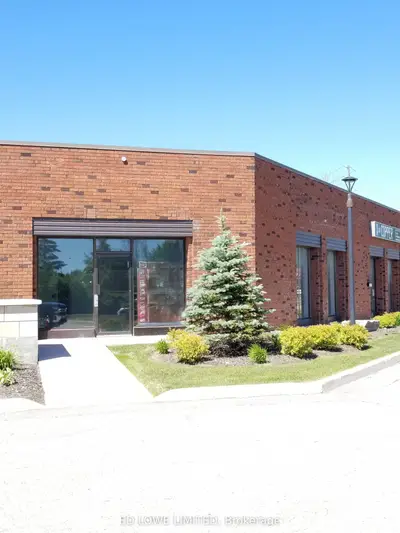 35 Cedar Pointe Drive 33-34, Barrie, On L4n 5r7