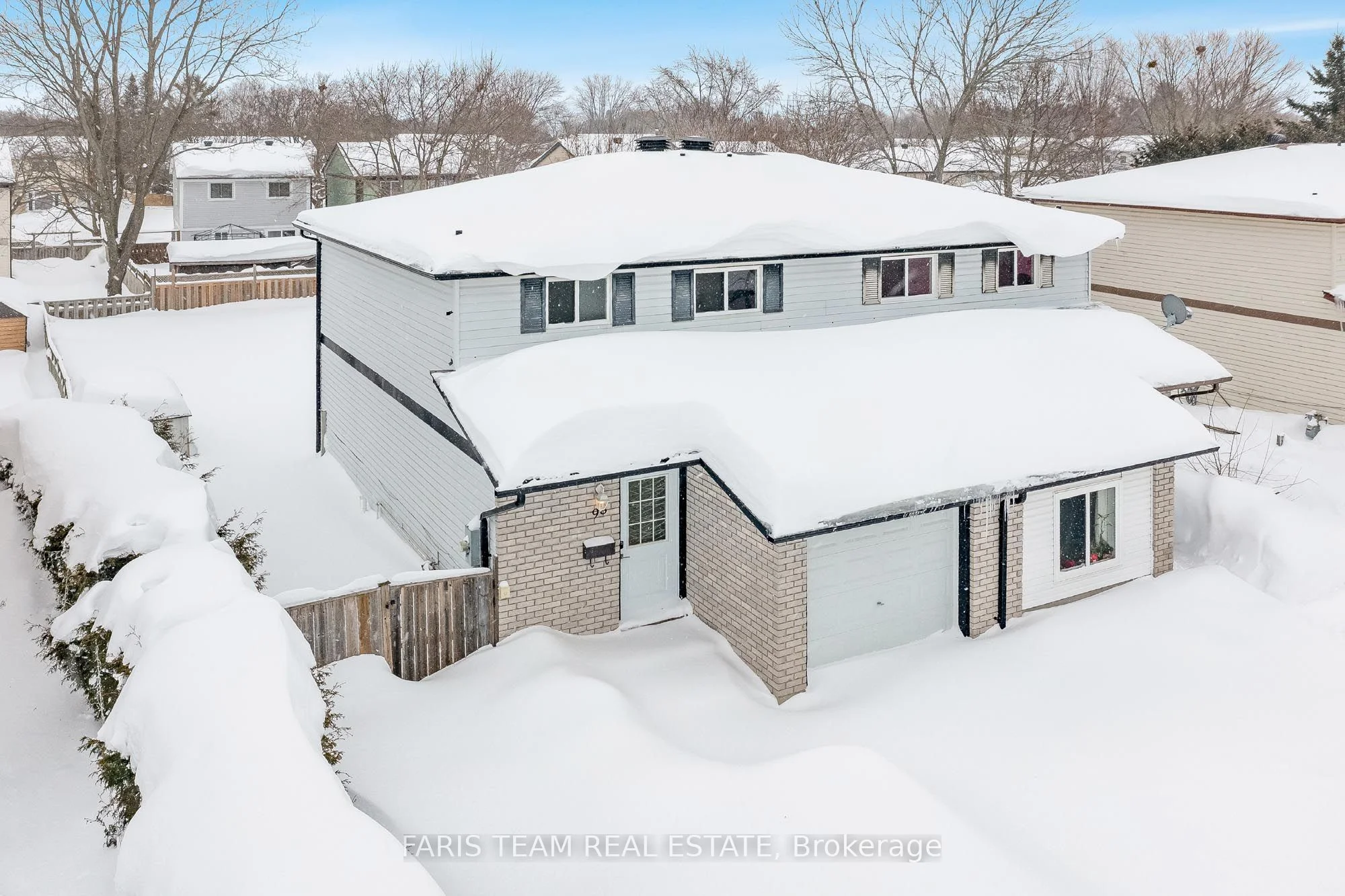Semi-Detached in Barrie