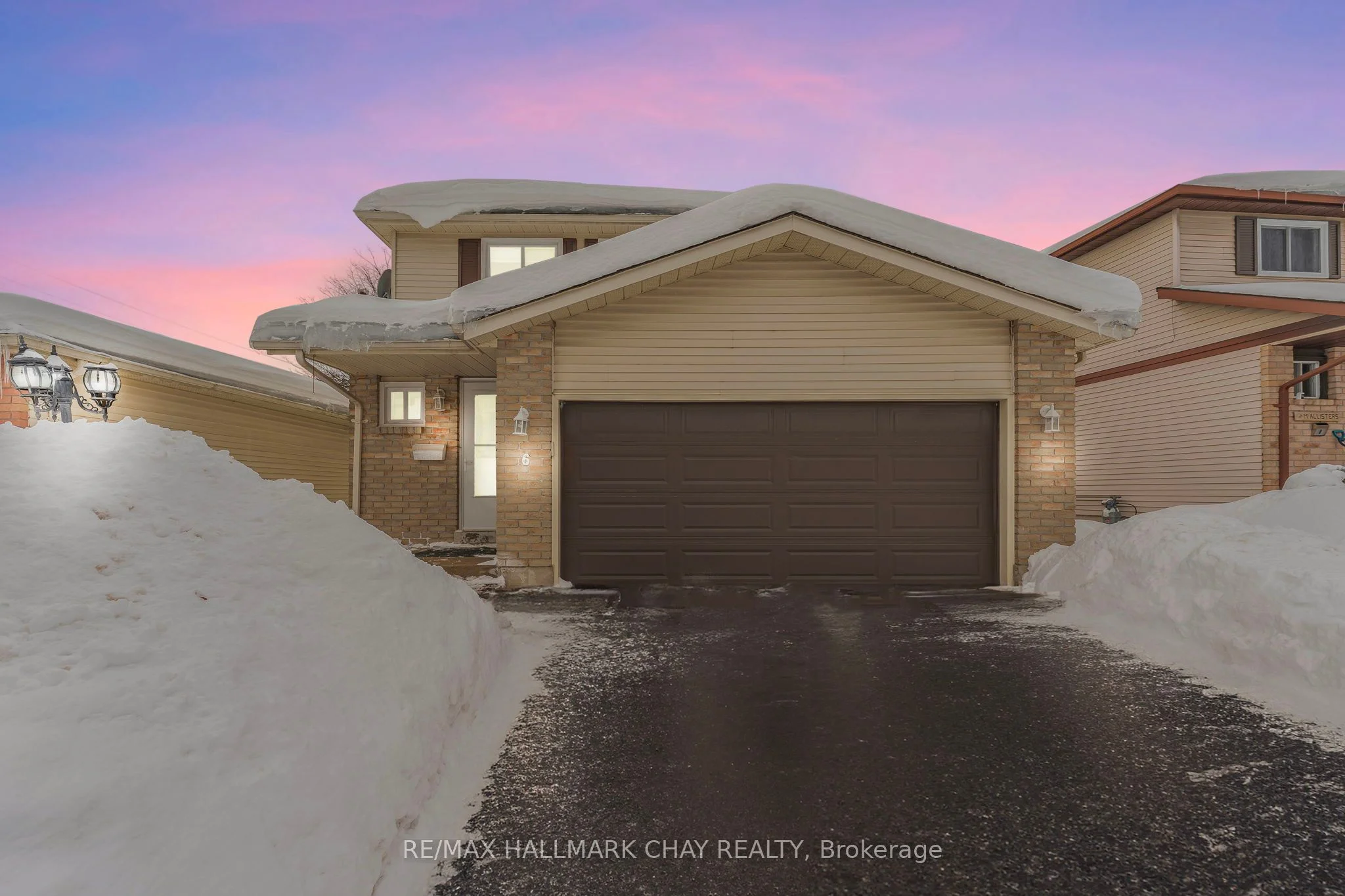 Detached in Barrie