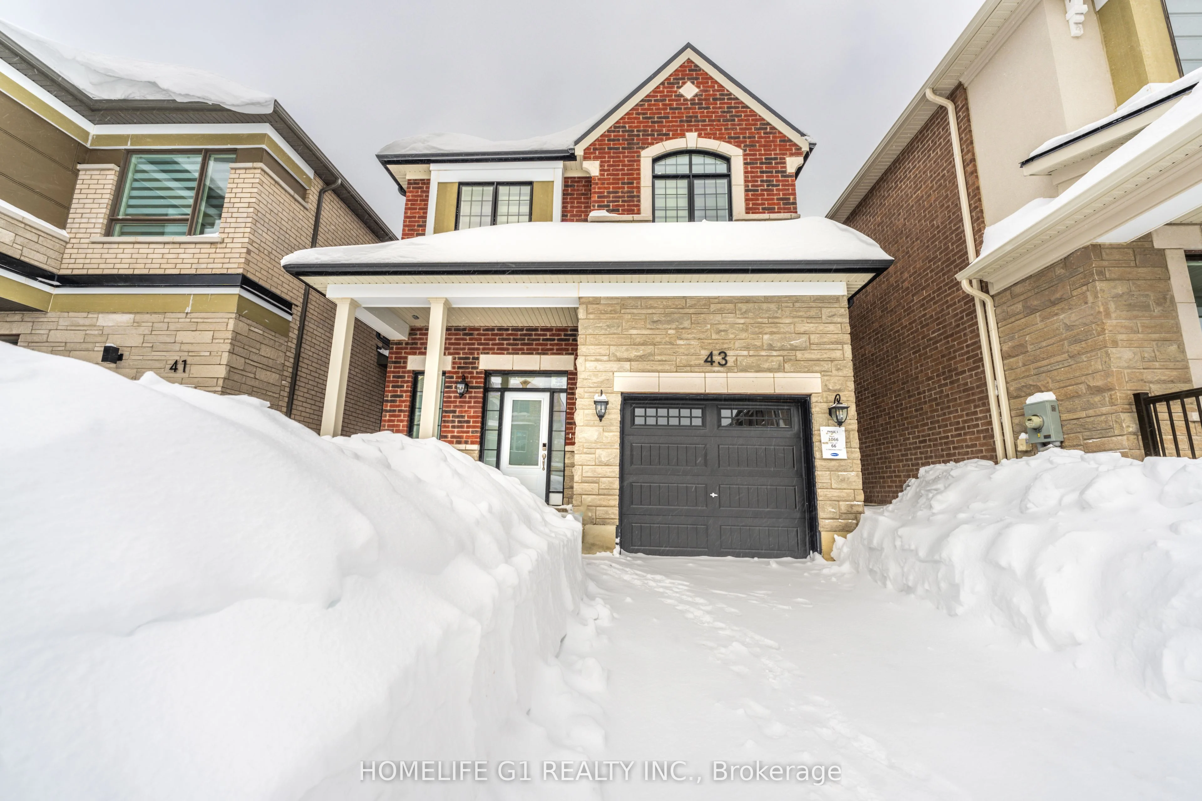 Detached in Barrie