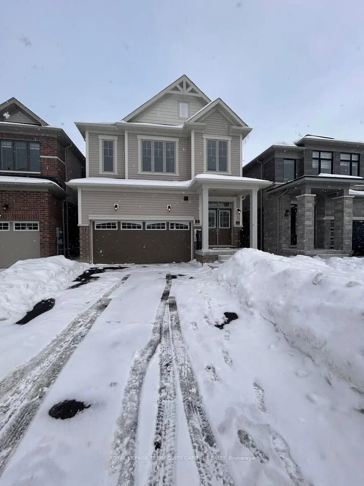Detached in Barrie