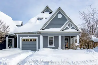 Detached in Orillia