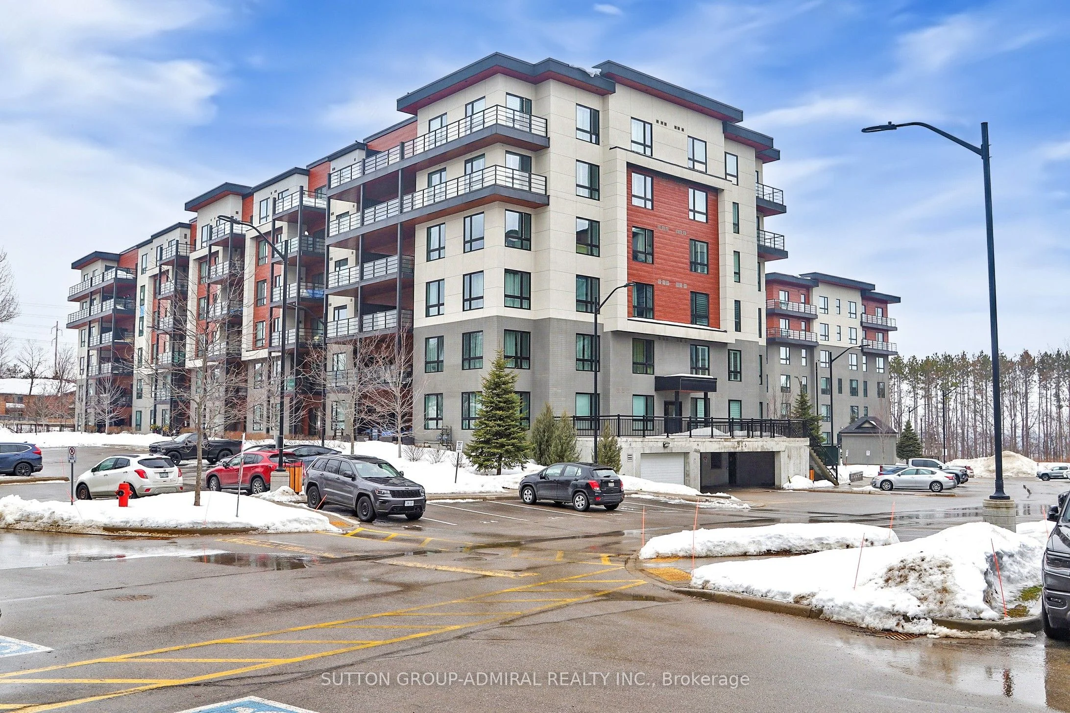 Condo Apartment in Barrie