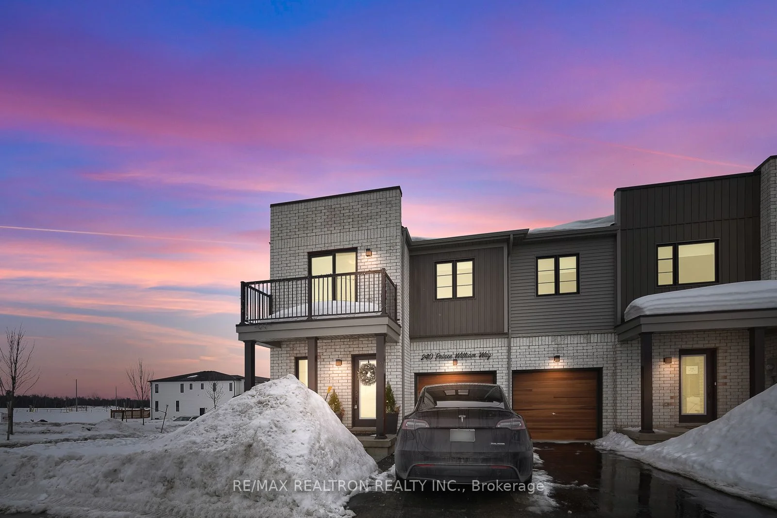 240 Prince William Way, Barrie, On L9j 0v1