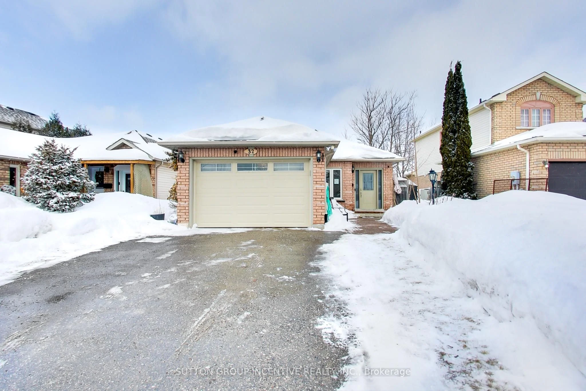 Detached in Barrie