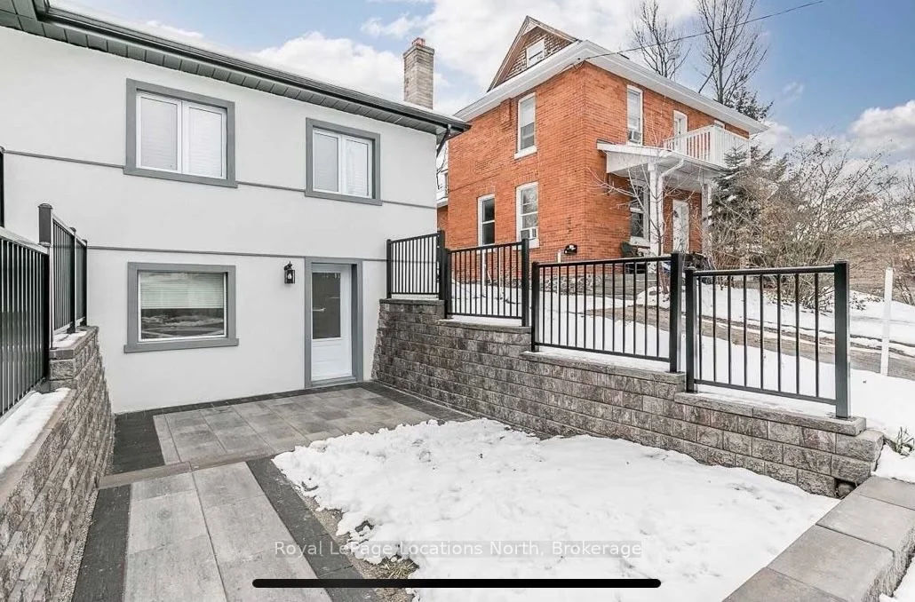 72 Cumberland Street Lower Level, Barrie, On L4n 2p6