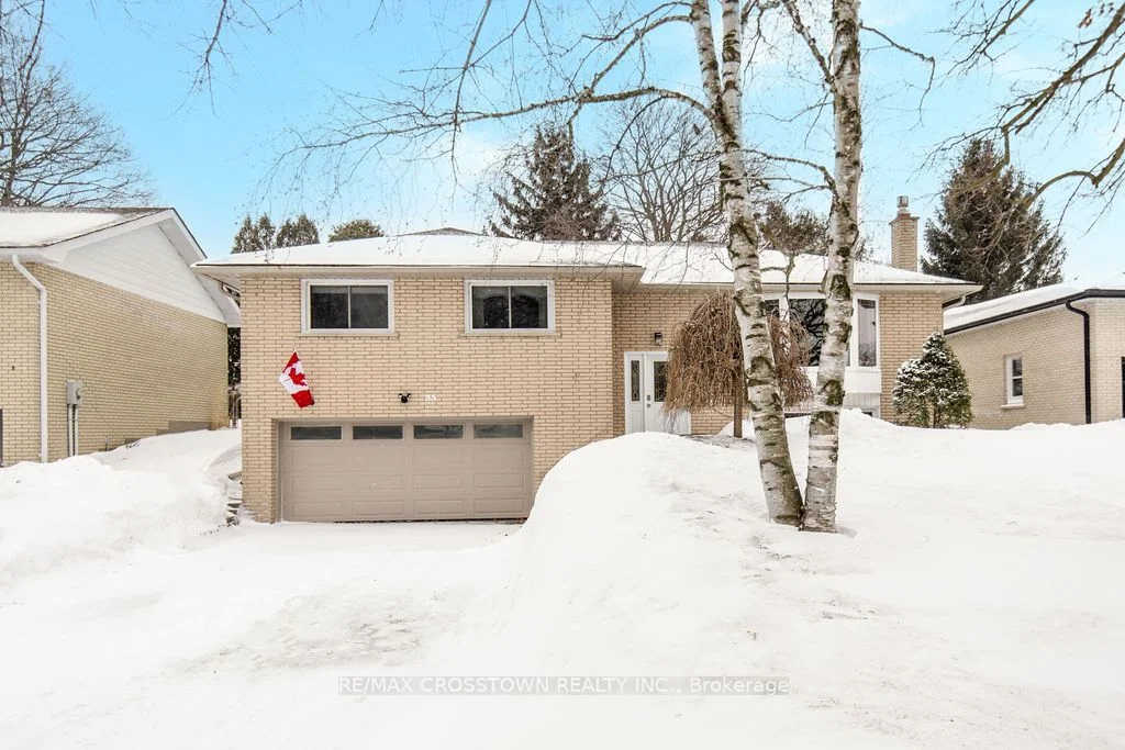 Detached in Barrie