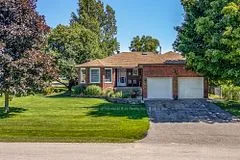100 PEEL Street, Penetanguishene, ON L9M 1C3