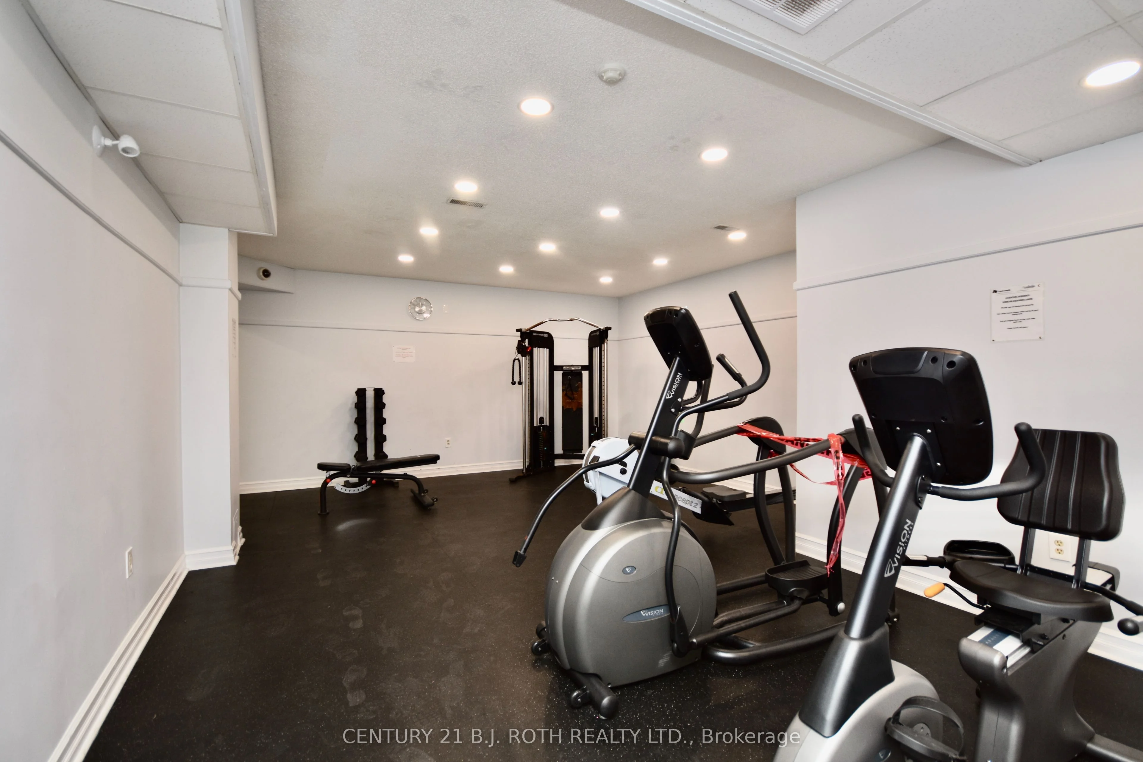 21 Evergreen Court #2, Barrie, ON L4N 6W8