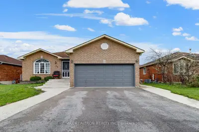Detached in Barrie