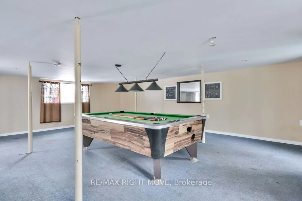 318 Moffat Street, Orillia, ON L3V 4G1