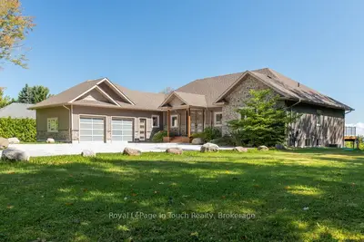 Detached in Oro-Medonte