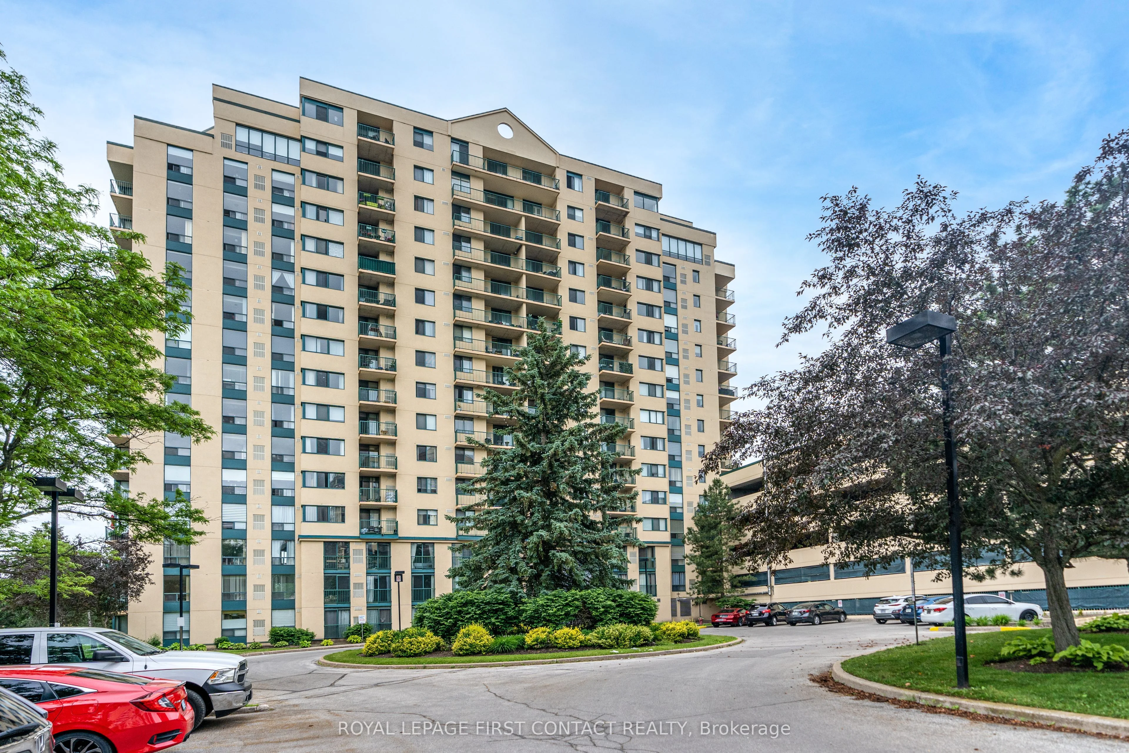 Condo Apartment in Barrie