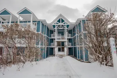 Condo Apartment in Oro-Medonte