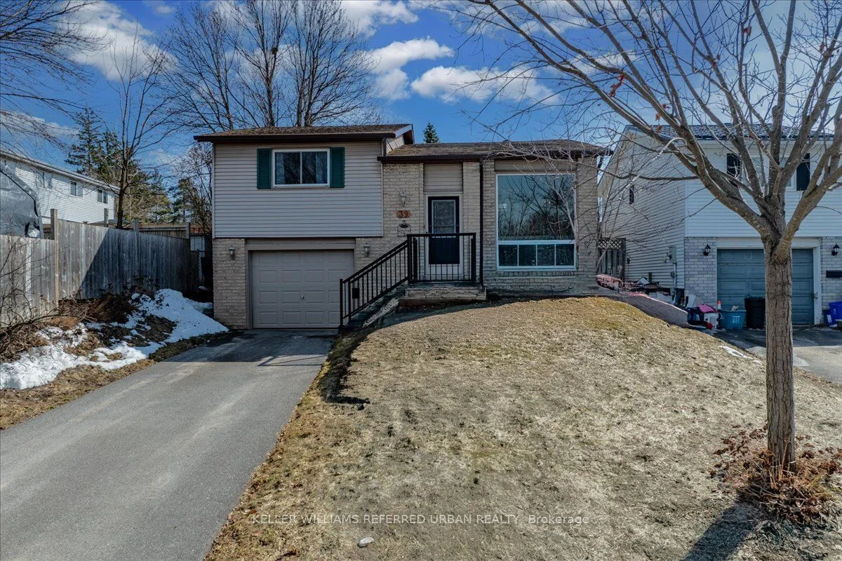 Detached in Barrie
