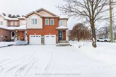 Semi-Detached in Barrie