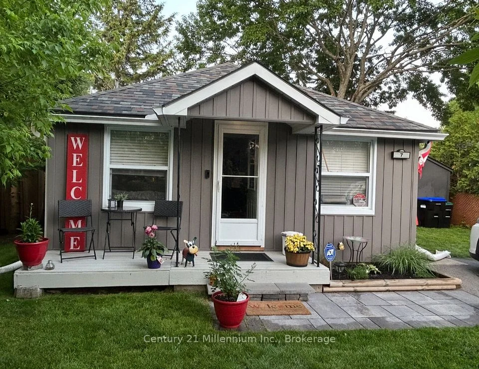 7 69th Street N, Wasaga Beach, ON L9Z 1T9