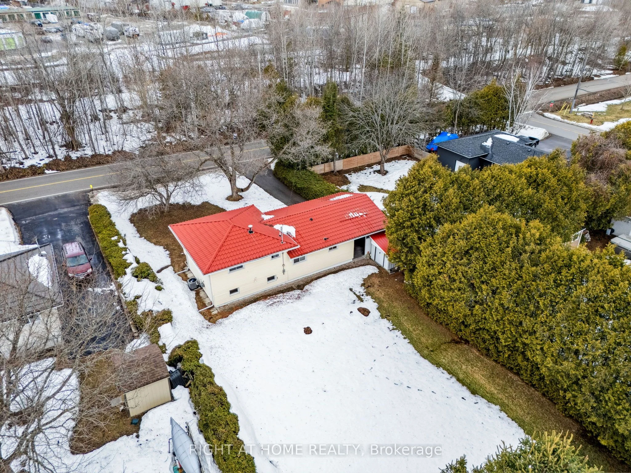 562 Drinkwater Drive, Orillia, ON L3V 3W7
