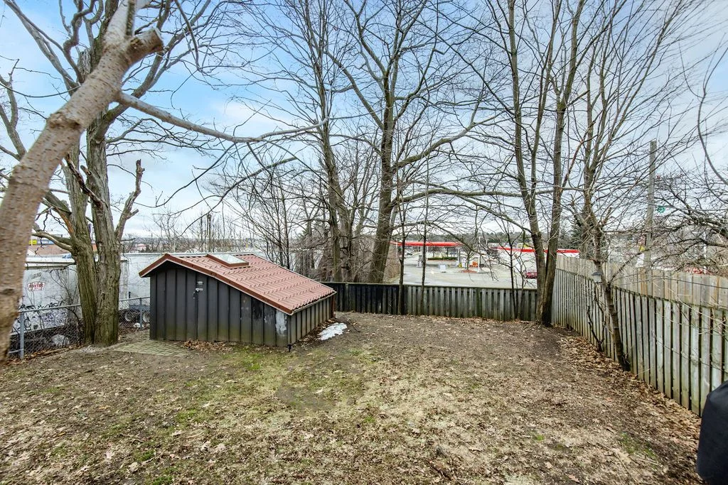 Duplex in Barrie