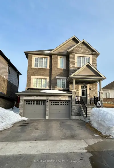 Detached in Orillia