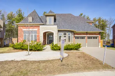 Detached in Springwater