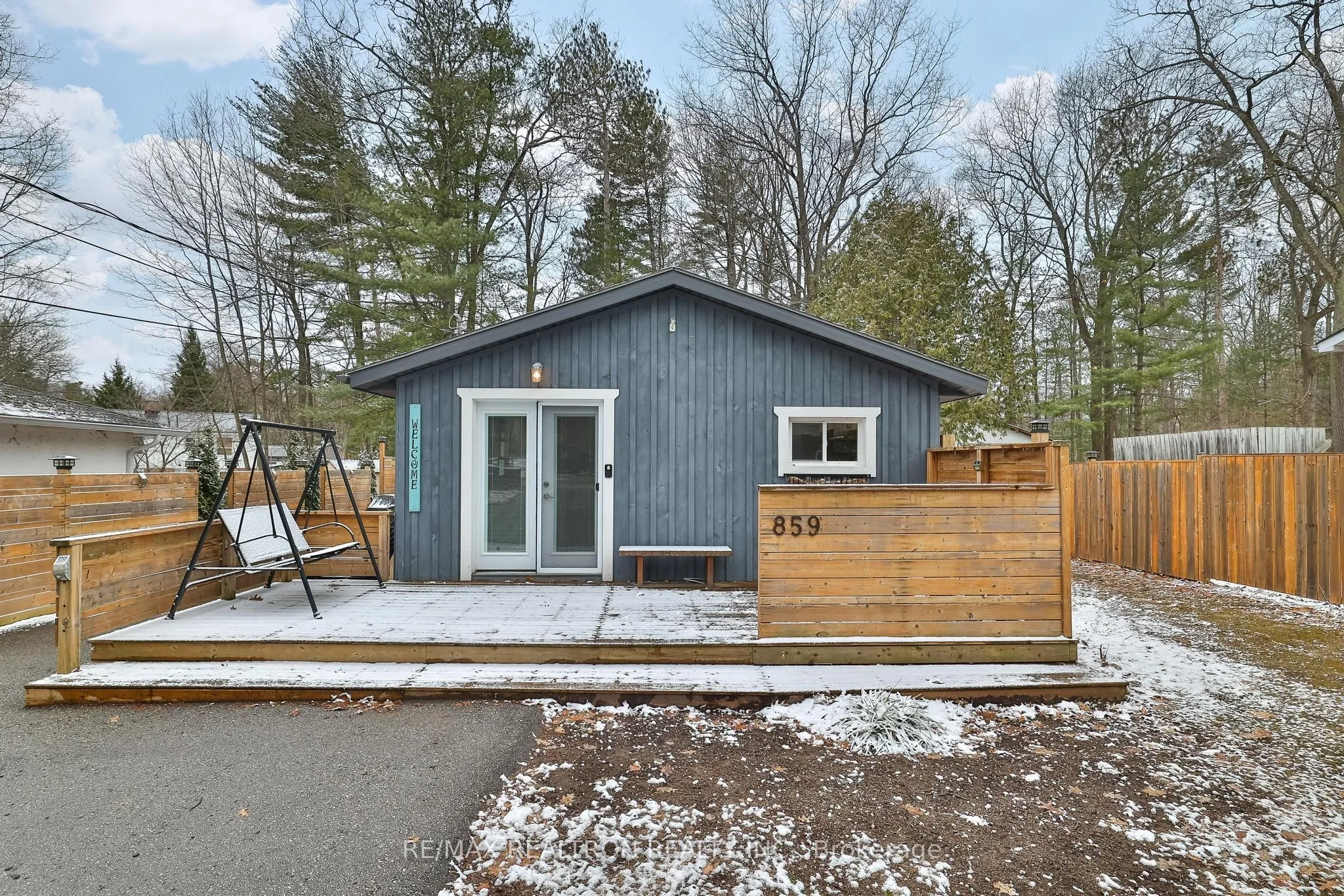 Detached in Wasaga Beach