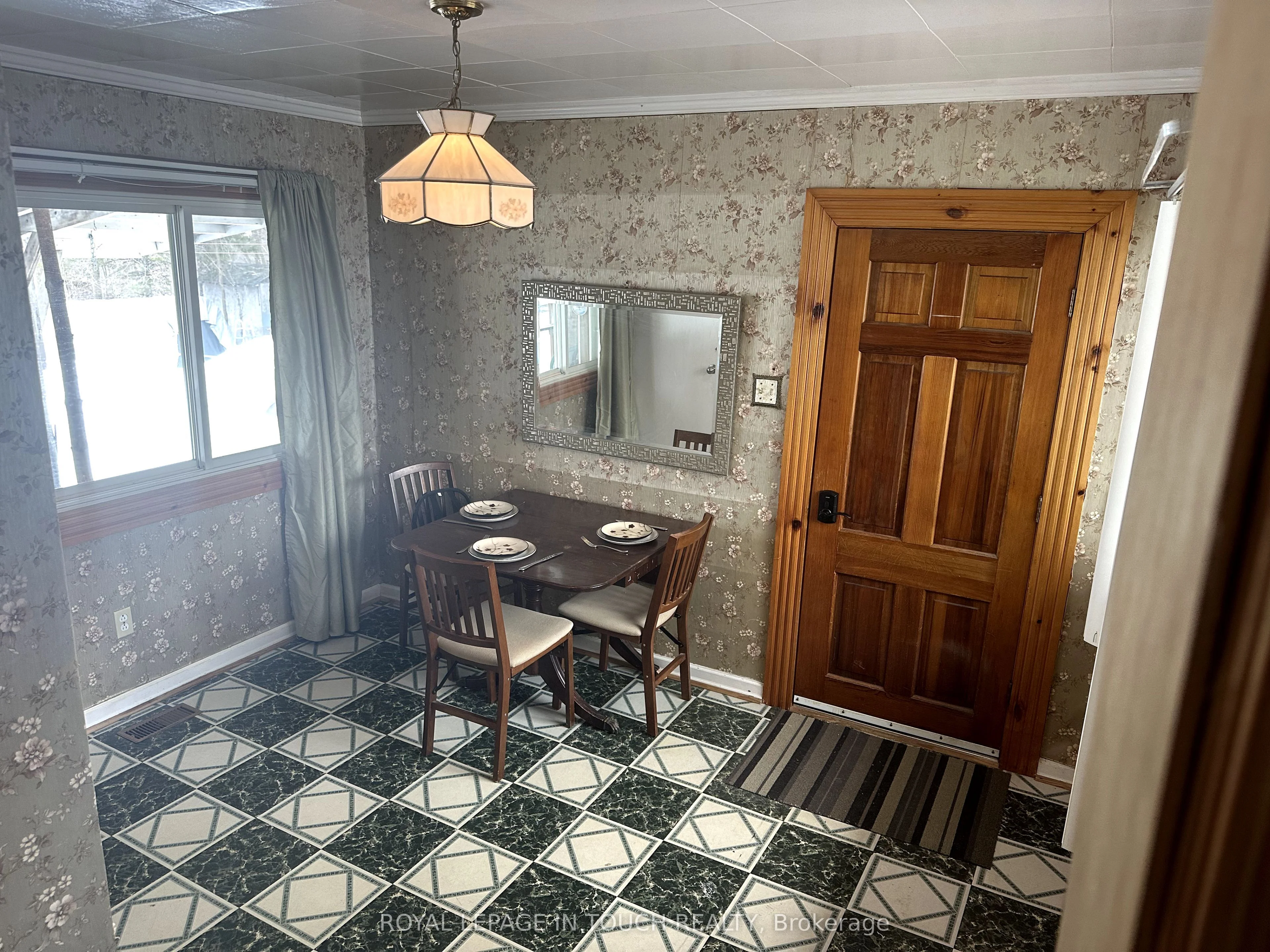 163 7th Street, Midland, ON L4R 3Z3