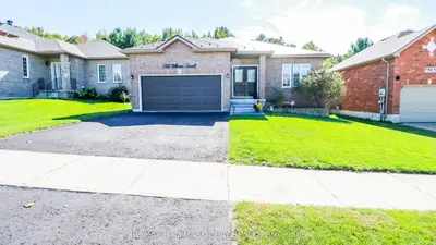 Detached in Barrie