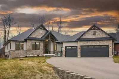 Detached in Springwater