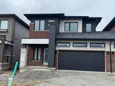 Att/Row/Townhouse in Severn