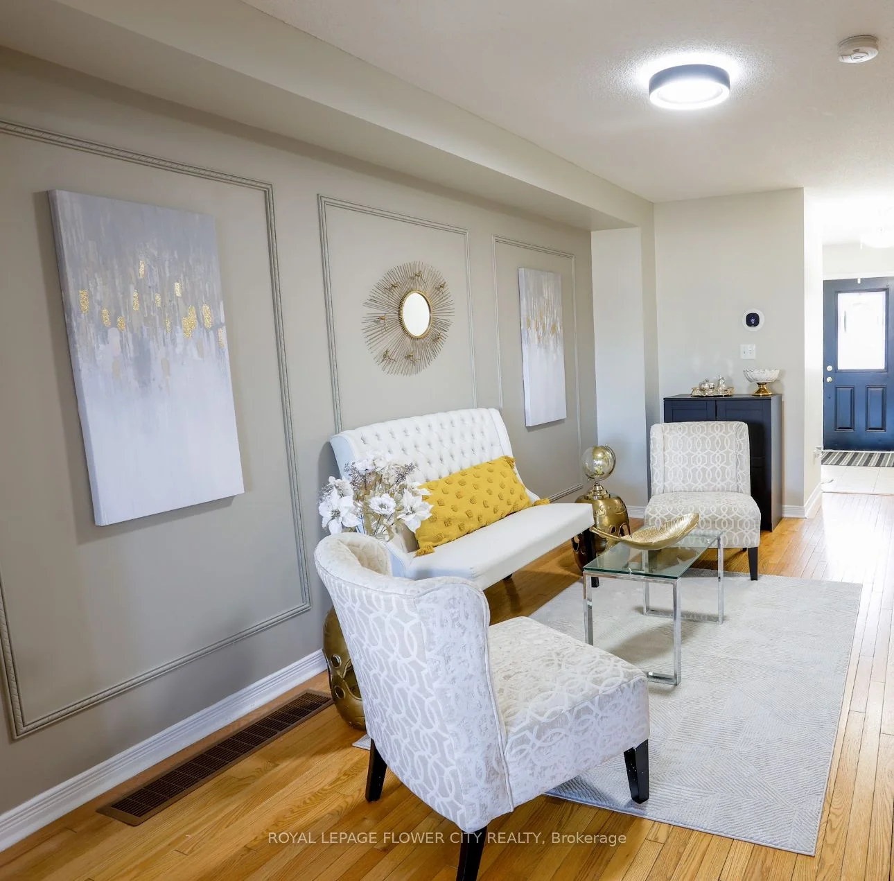 Att/Row/Townhouse in Barrie