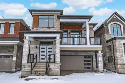 Detached in Barrie