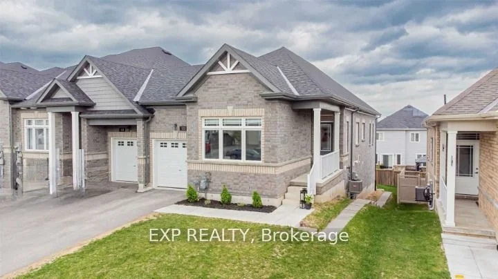 Att/Row/Townhouse in Orillia