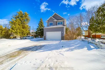 15 James Avenue, Wasaga Beach, On L9z 2x3