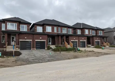 35 Lisa Street, Wasaga Beach, On L9z 0k9