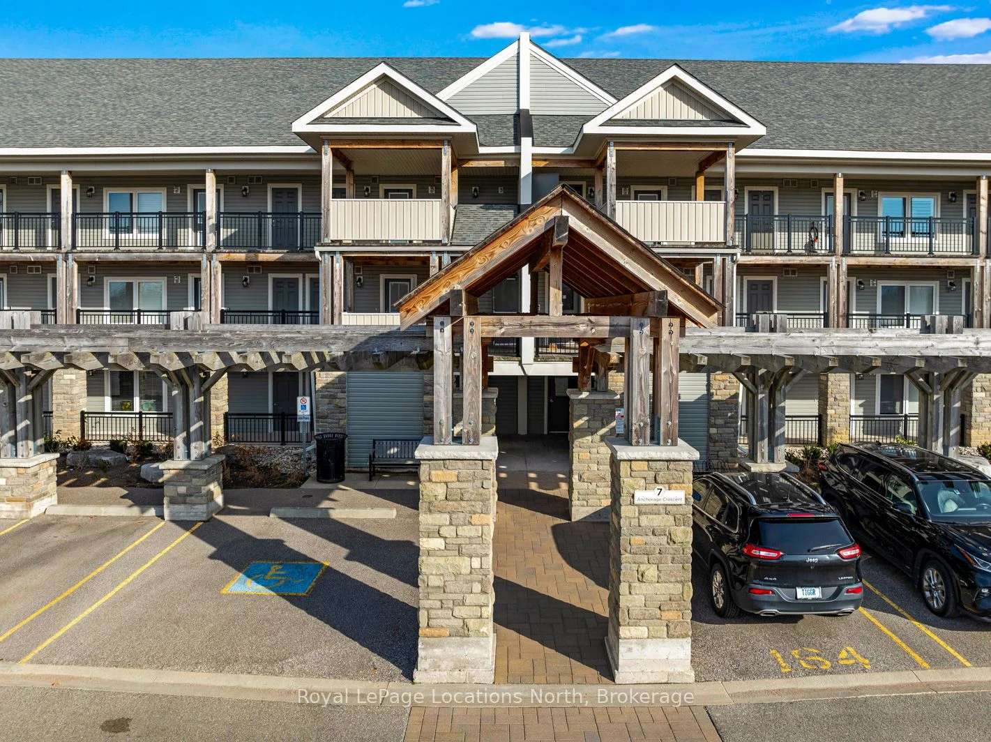 7 Anchorage Crescent 204, Collingwood, On L9y 0y6