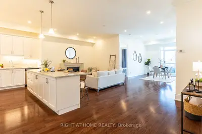 90 Orchard Point Road 705, Orillia, On L3v 8k4